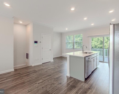 8372 Dieter Drive - Photo Thumbnail 12
