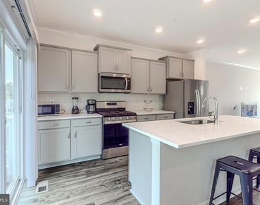 8372 Dieter Drive - Photo Thumbnail 19