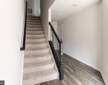 8372 Dieter Drive - Photo Thumbnail 32