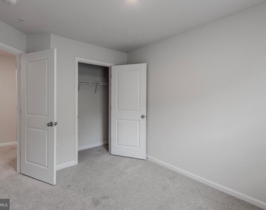 8372 Dieter Drive - Photo Thumbnail 53