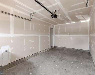 8372 Dieter Drive - Photo Thumbnail 26