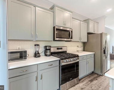 8372 Dieter Drive - Photo Thumbnail 16