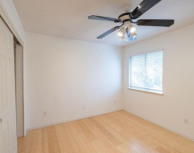 13505 Dulles Ave - Photo Thumbnail 16