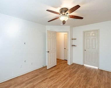 13505 Dulles Ave - Photo Thumbnail 8