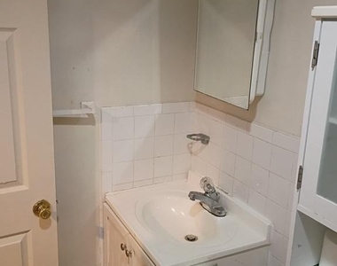 705 Poplar Grove Street - Photo Thumbnail 10