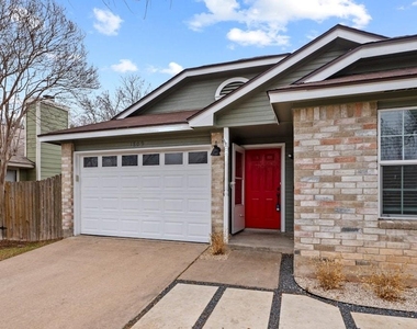 1809 Golden Pheasant Dr - Photo Thumbnail 1