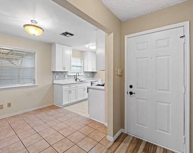 1809 Golden Pheasant Dr - Photo Thumbnail 2