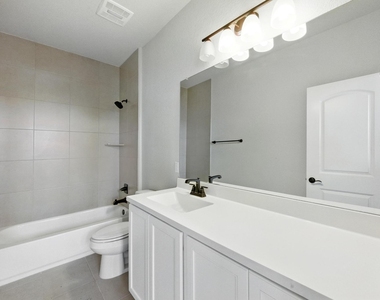 8007 Orizzonte St - Photo Thumbnail 22
