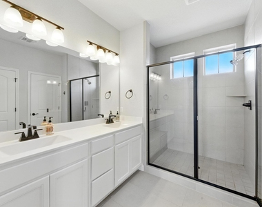 8007 Orizzonte St - Photo Thumbnail 16