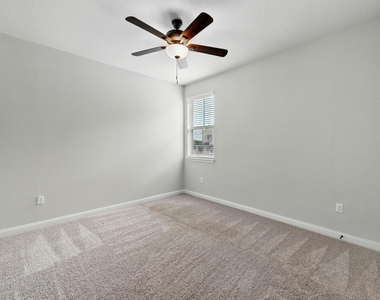8007 Orizzonte St - Photo Thumbnail 20
