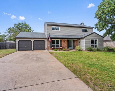 1602 Rock Creek Dr - Photo Thumbnail 2