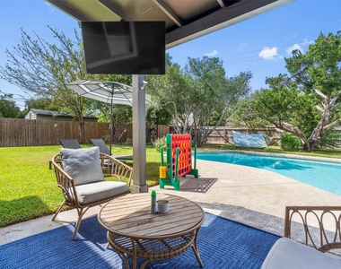 1602 Rock Creek Dr - Photo Thumbnail 27
