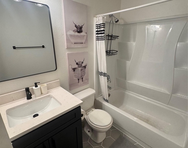 1906 Alex Ave - Photo Thumbnail 8