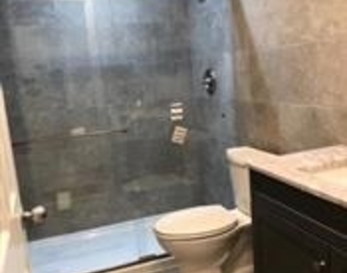 1000 Fell Street - Photo Thumbnail 11
