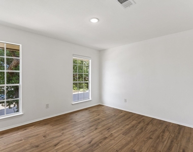 4303 Rimdale Dr - Photo Thumbnail 19
