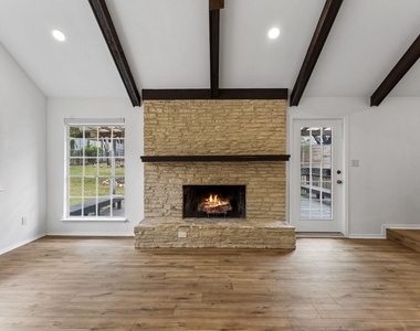 4303 Rimdale Dr - Photo Thumbnail 12