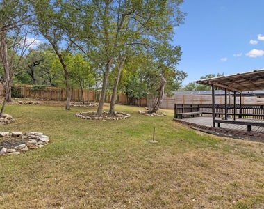 4303 Rimdale Dr - Photo Thumbnail 27