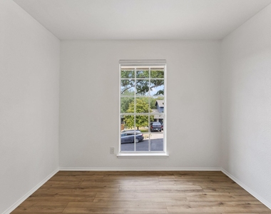 4303 Rimdale Dr - Photo Thumbnail 22