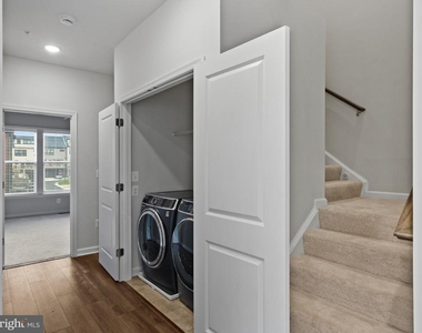 305 Backwater Way - Photo Thumbnail 27