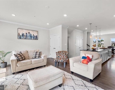614 Chalcedony Lane - Photo Thumbnail 2