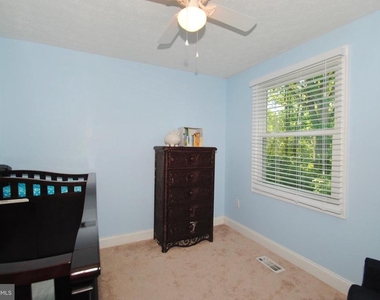 637 Whittier Parkway - Photo Thumbnail 12
