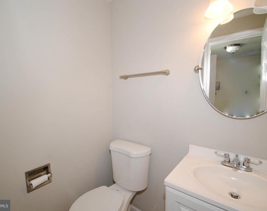 637 Whittier Parkway - Photo Thumbnail 16
