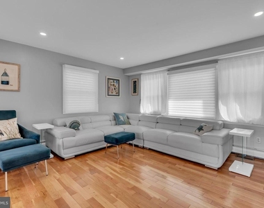 376 Alameda Parkway - Photo Thumbnail 3