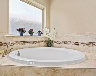 9200 Bayshore Bnd - Photo Thumbnail 21