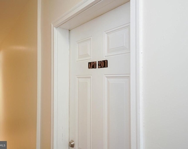 18 N Pennsylvania Avenue - Photo Thumbnail 6