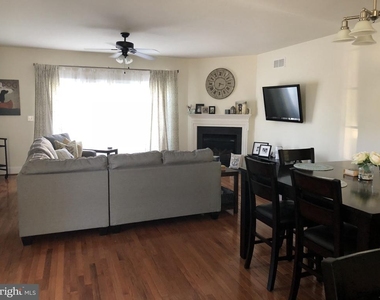 18831 Bethpage Drive - Photo Thumbnail 2