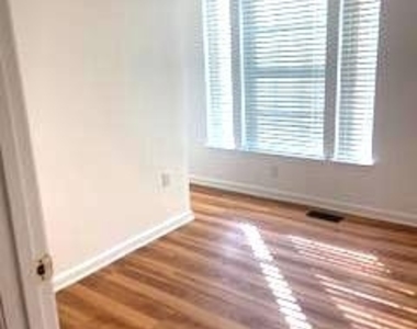 9 Balmoral Court - Photo Thumbnail 17