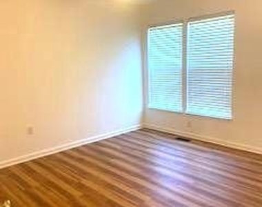 9 Balmoral Court - Photo Thumbnail 16