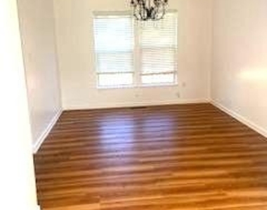 9 Balmoral Court - Photo Thumbnail 6