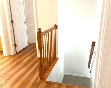 9 Balmoral Court - Photo Thumbnail 14
