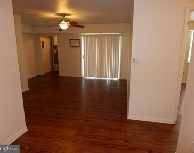 1 Essex Hall - Photo Thumbnail 7