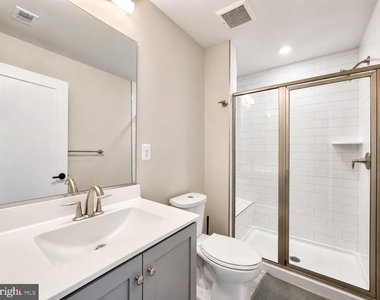 1011 Sycamore Drive Se - Photo Thumbnail 31