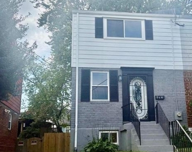 164 Elmira Street Sw - Photo Thumbnail 21