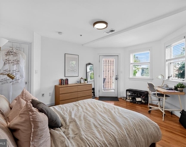 933 M Street Nw - Photo Thumbnail 9