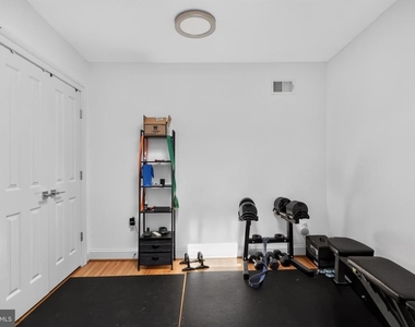 933 M Street Nw - Photo Thumbnail 19