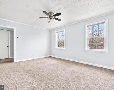 2124 Suitland Terrace Se - Photo Thumbnail 5