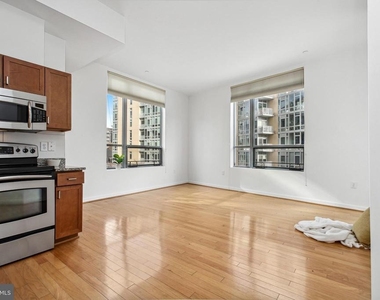 1414 Belmont Street Nw - Photo Thumbnail 10