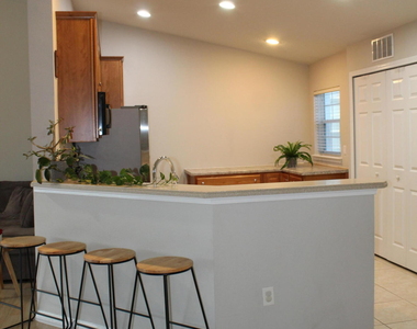 6518 White Blossom Circle - Photo Thumbnail 7