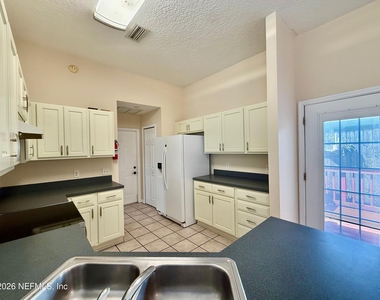 2418 Hydrangea Street - Photo Thumbnail 10