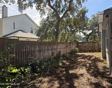 2418 Hydrangea Street - Photo Thumbnail 31