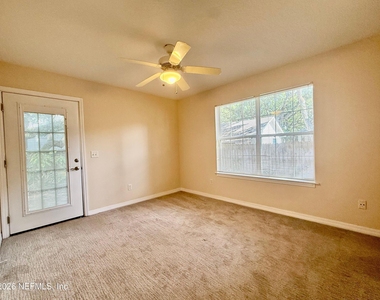 2418 Hydrangea Street - Photo Thumbnail 14