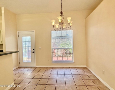 2418 Hydrangea Street - Photo Thumbnail 6
