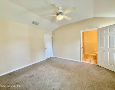 2418 Hydrangea Street - Photo Thumbnail 20