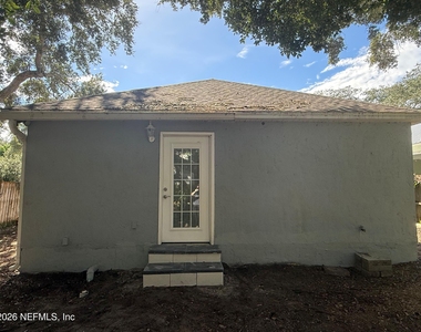 2418 Hydrangea Street - Photo Thumbnail 32