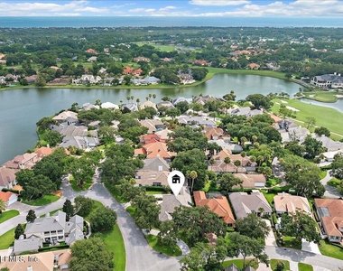 109 Laurel Lane - Photo Thumbnail 2