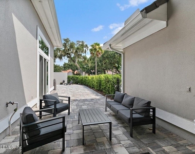 109 Laurel Lane - Photo Thumbnail 19